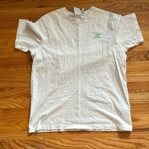 Adidas T-shirt size large